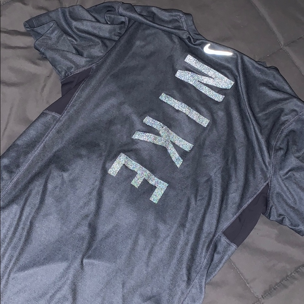 NIKE men’s running T-shirt